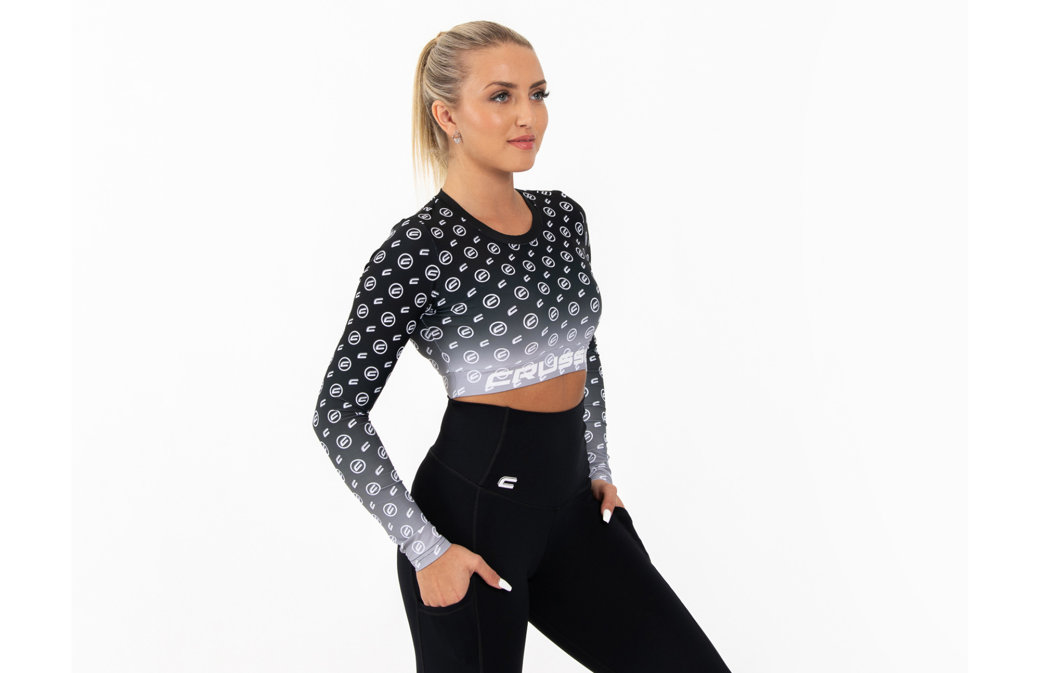 Dmsk Crop Top dlouh rukv BLACK OMBRE